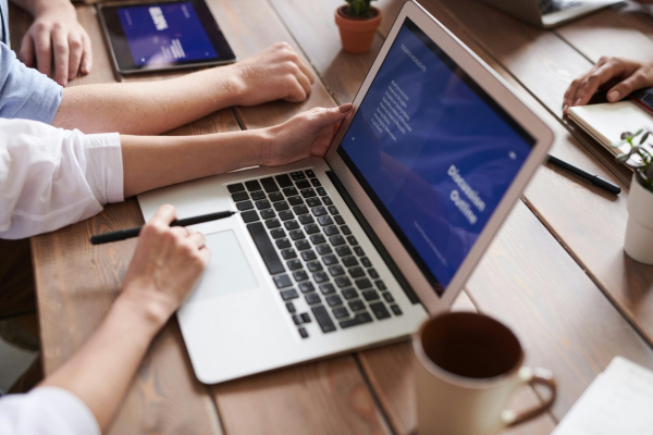 Convocatoria de webinars de Genially en junio y julio