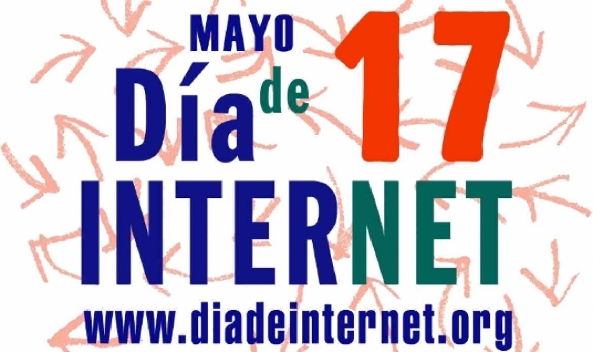 URJC online - Finalista en los Premios Día de Internet 2015