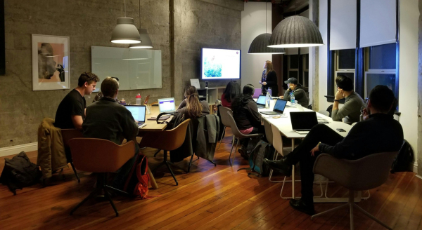 Aprender haciendo: la experiencia directa y la práctica real como principales motores del aprendizaje